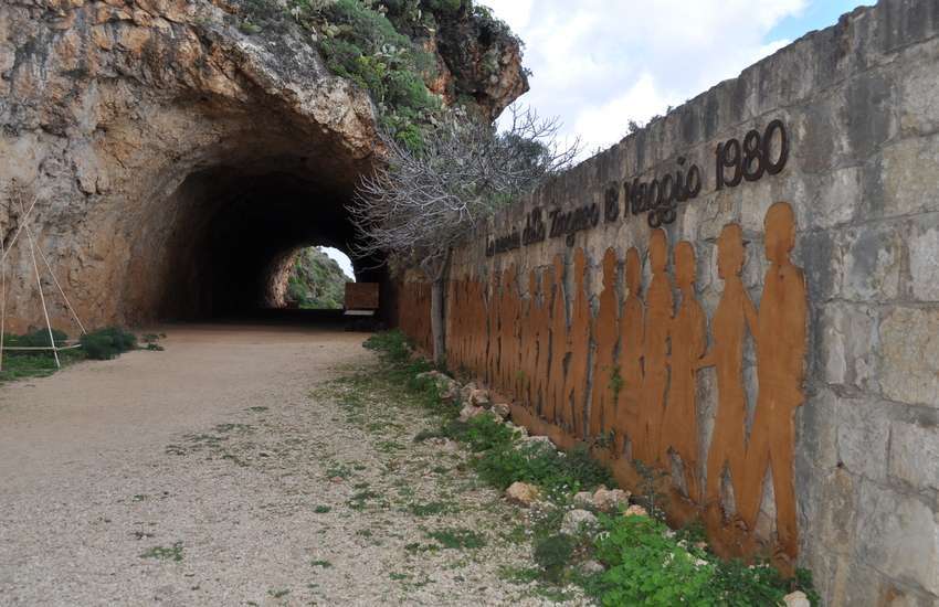 ingresso iserva dello zingaro