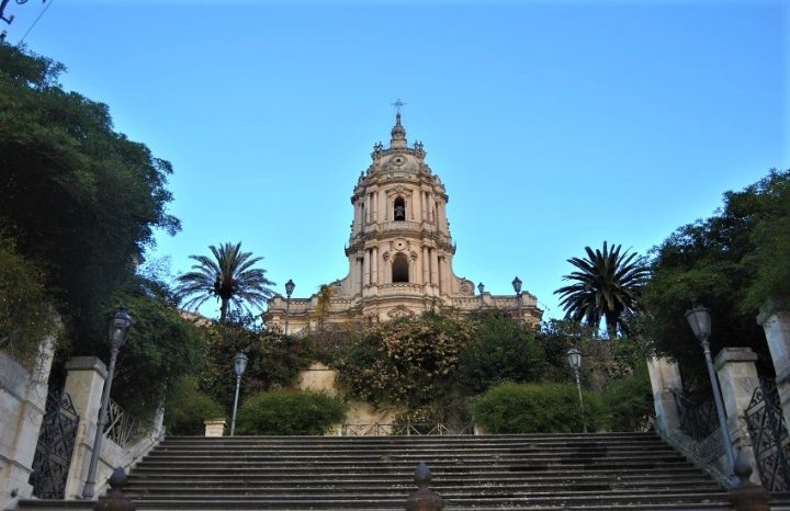 Tour set  Montalbano